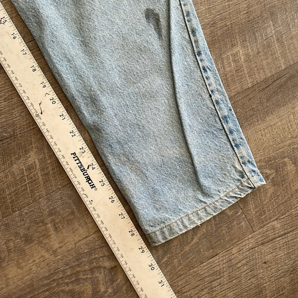 Vintage Levi's women's 34x32" - Picture 11 of 14
